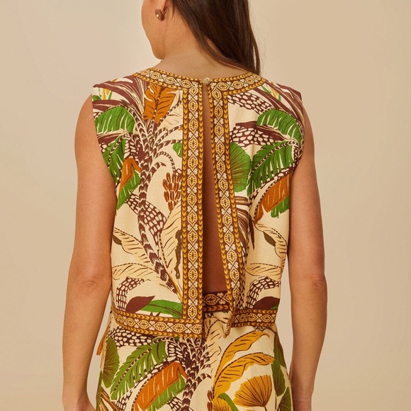 FARM RIO SAND FOLIAGE SKETCH BLOUSE NWT - Picture 3 of 10